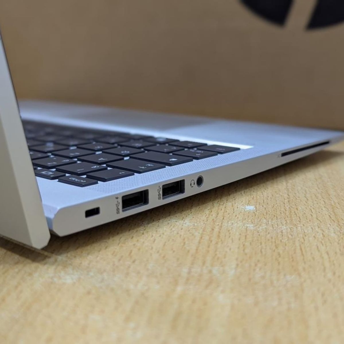 HP 840G5 i7